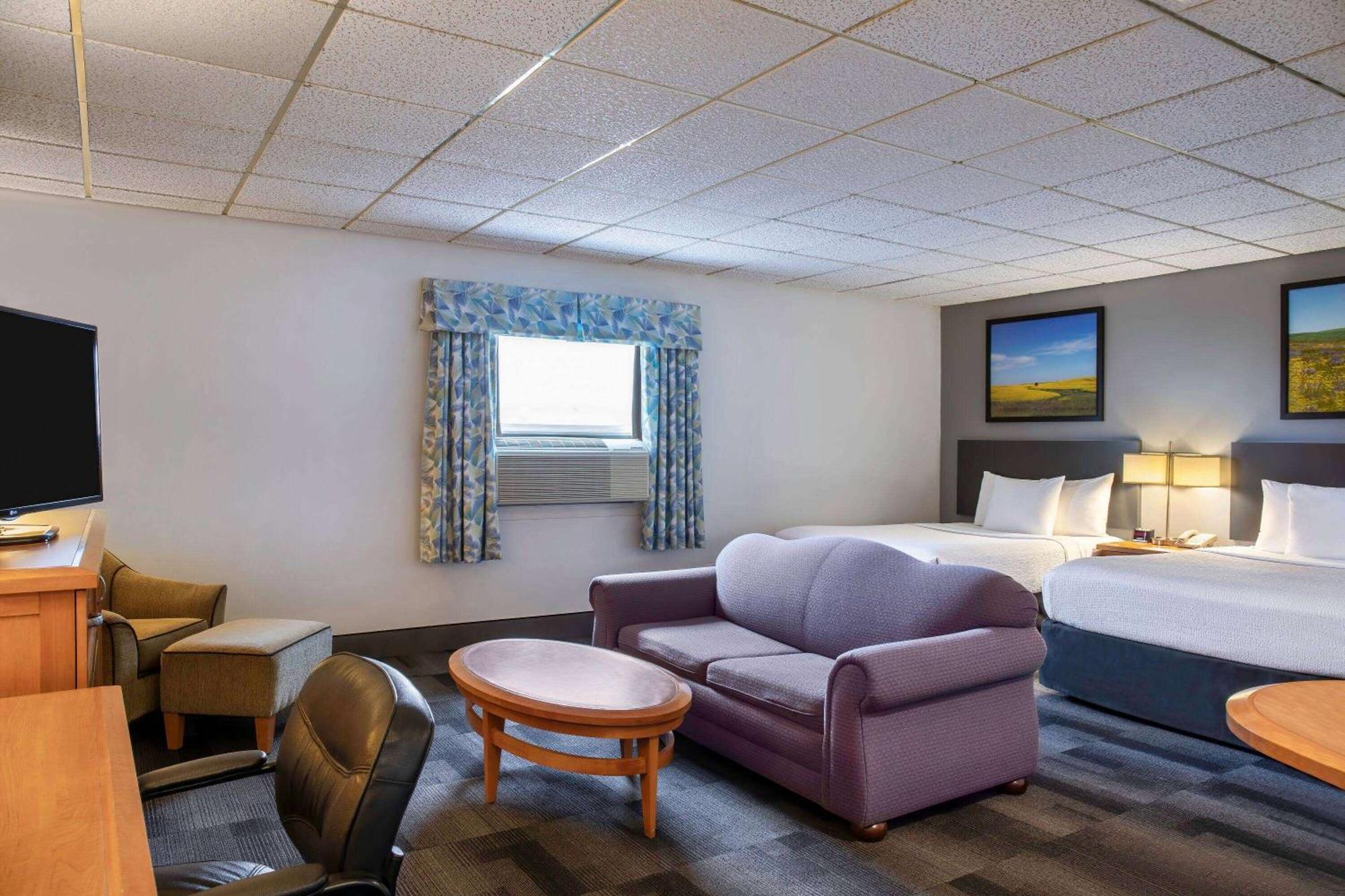 Days Inn & Conference Centre By Wyndham Camrose Norsemen Luaran gambar