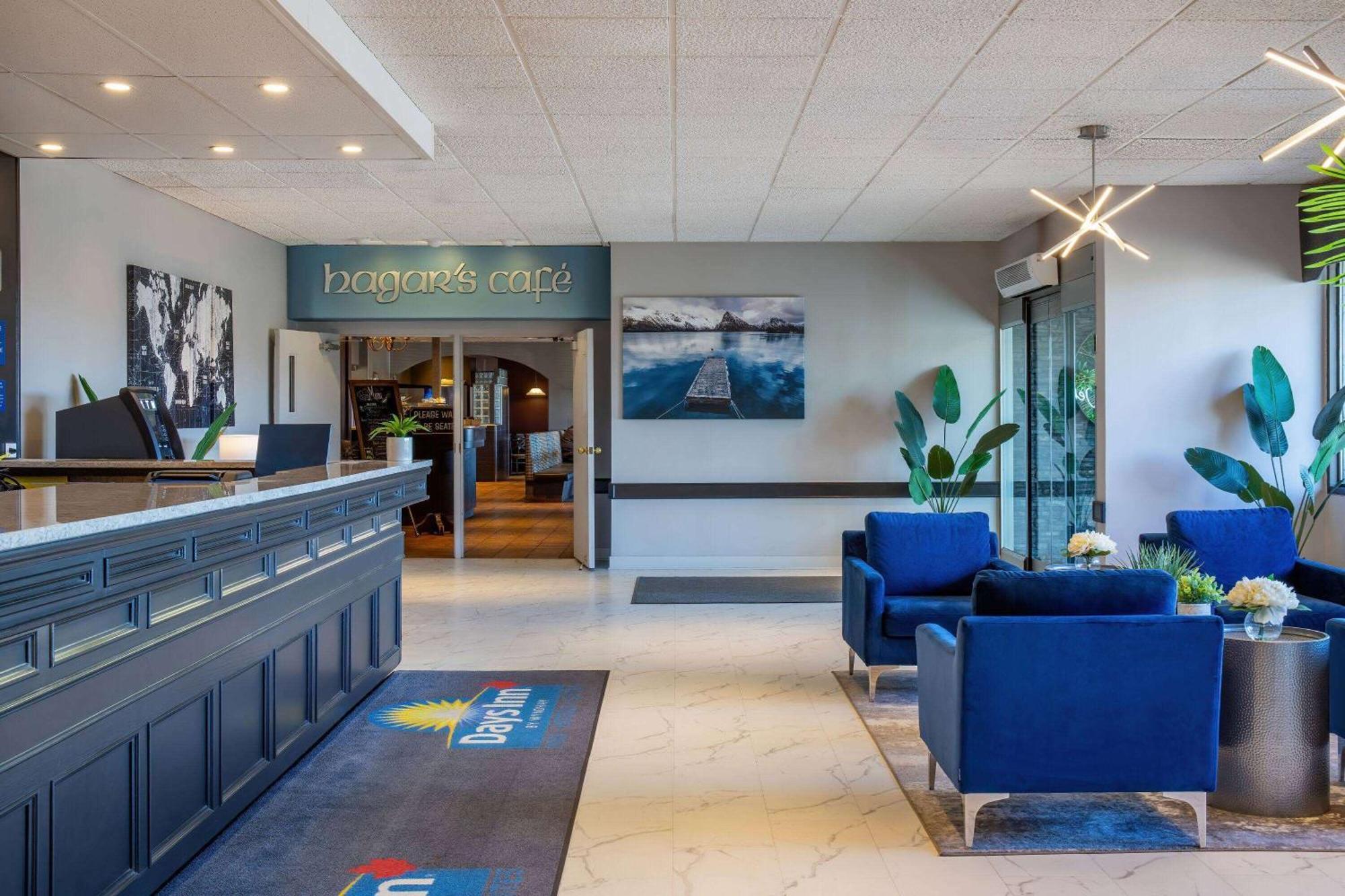 Days Inn & Conference Centre By Wyndham Camrose Norsemen Luaran gambar